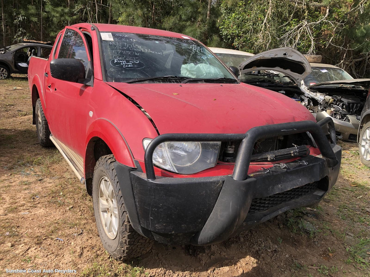 2006-2015 Mitsubishi Triton Door Handle