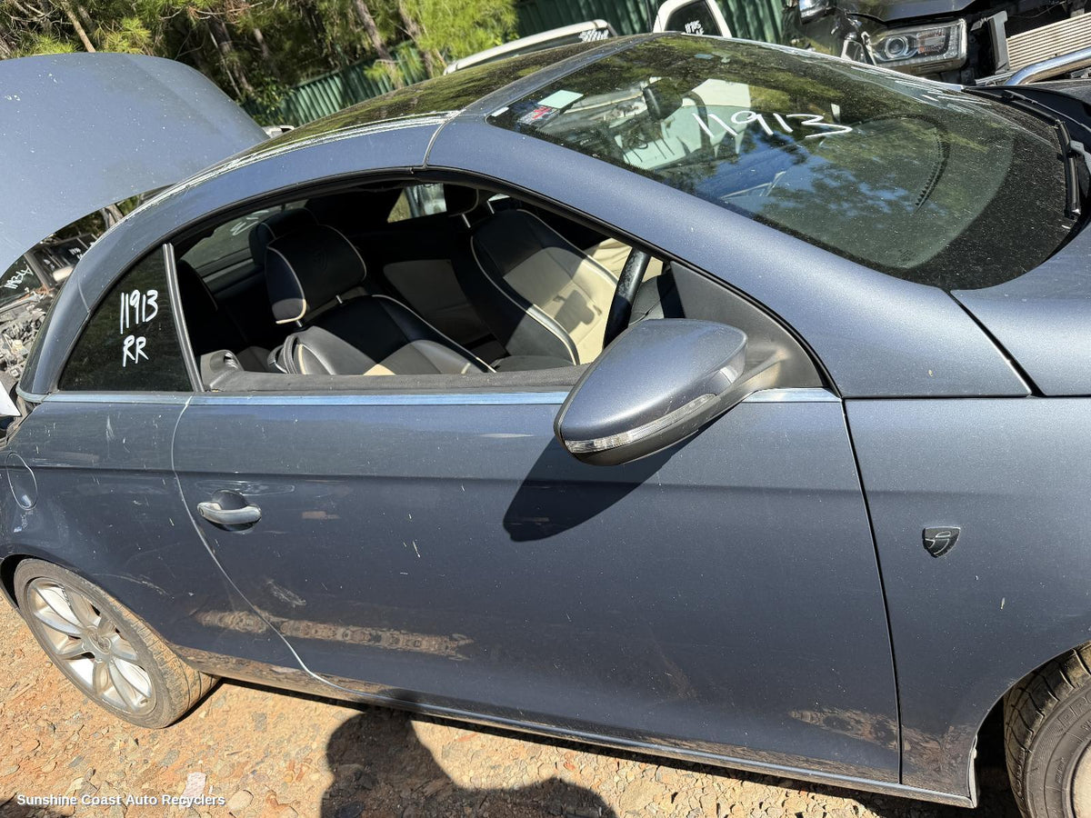 2007-2014 Volkswagen Eos Right Front Door
