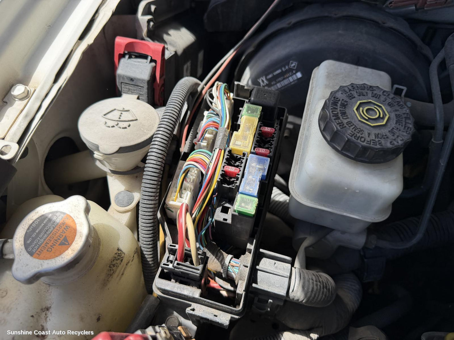 2008-2015 Nissan Navara Fuse Box