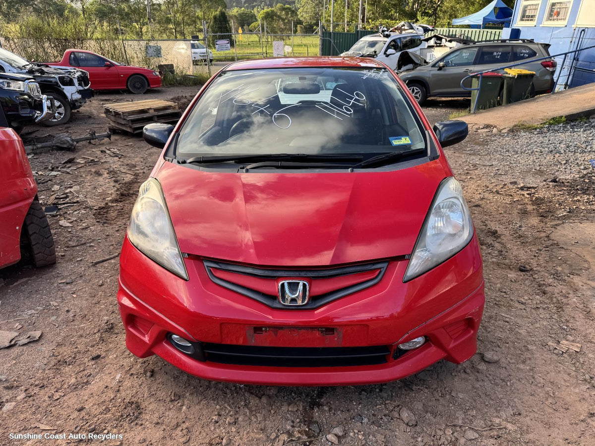 2008-2011 Honda Jazz Left Guard