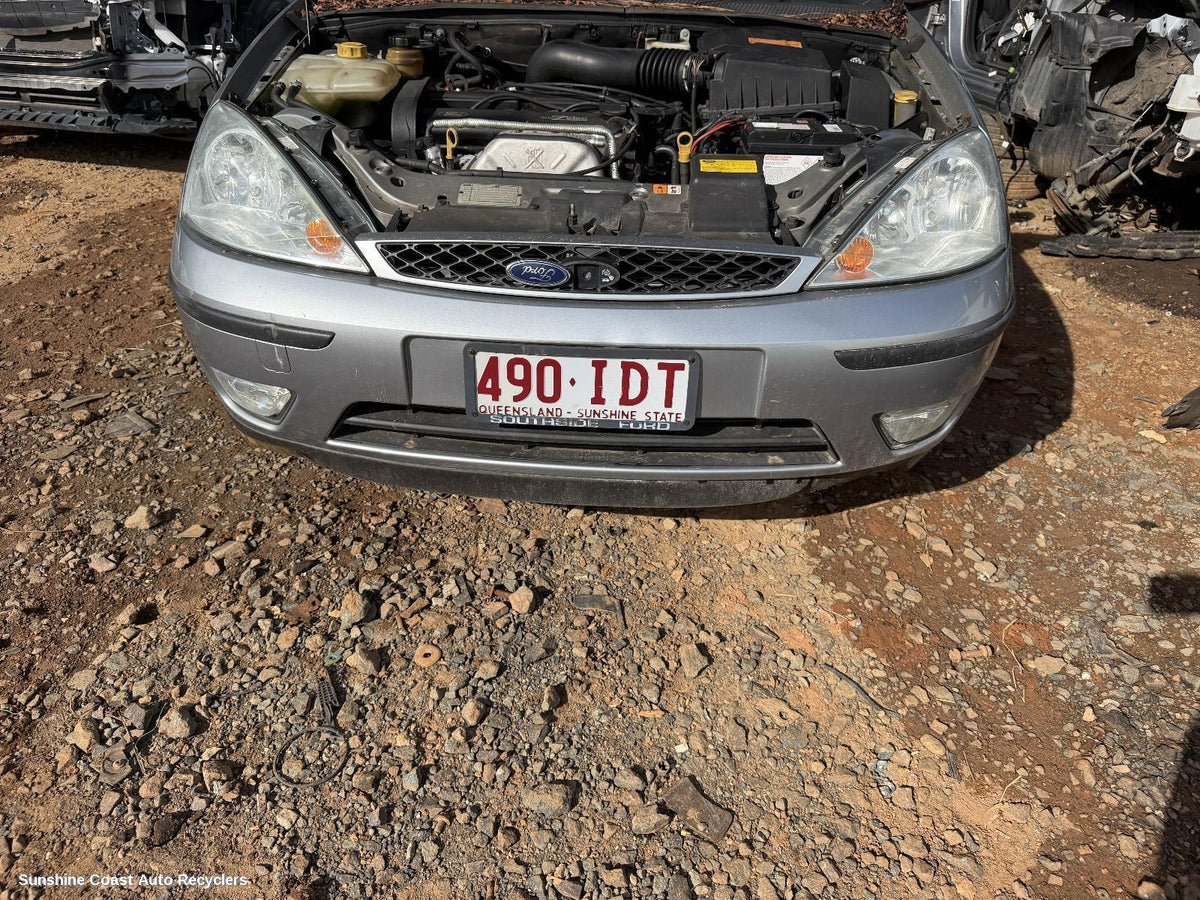 2001-2005 Ford Focus Front Bumper
