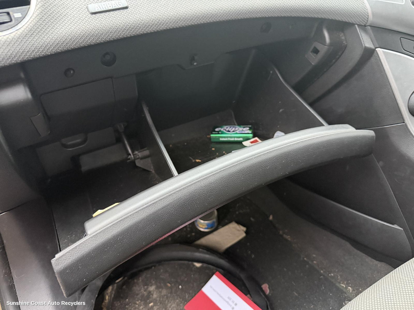 2009-2011 Holden Cruze Glove Box