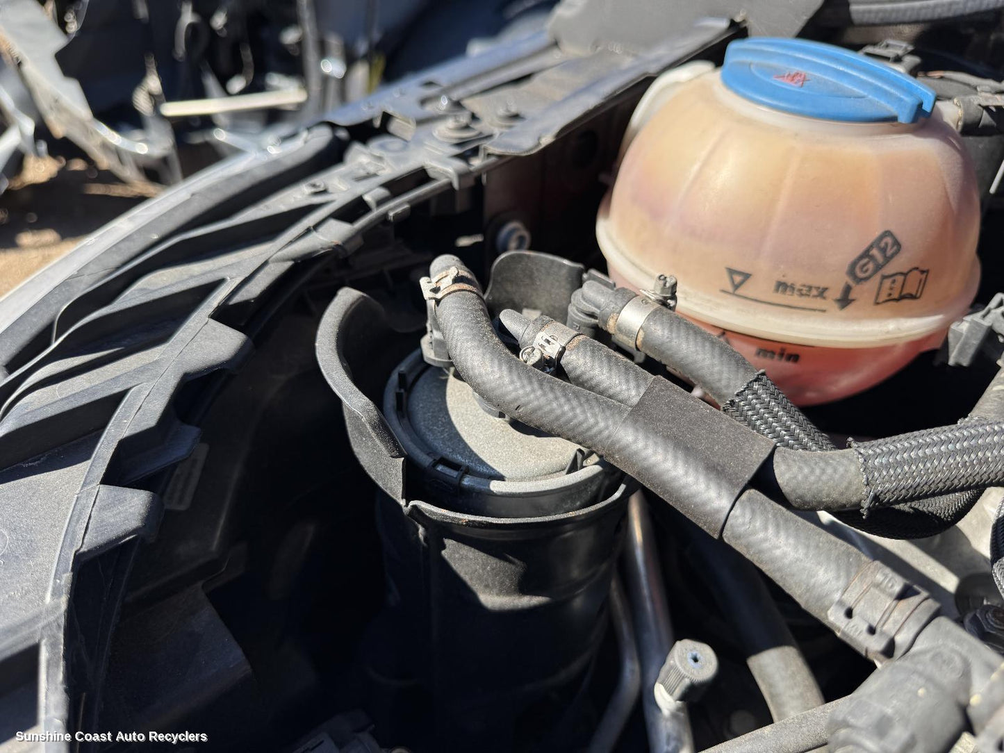2011 Audi A1 Fuel Filter Housing