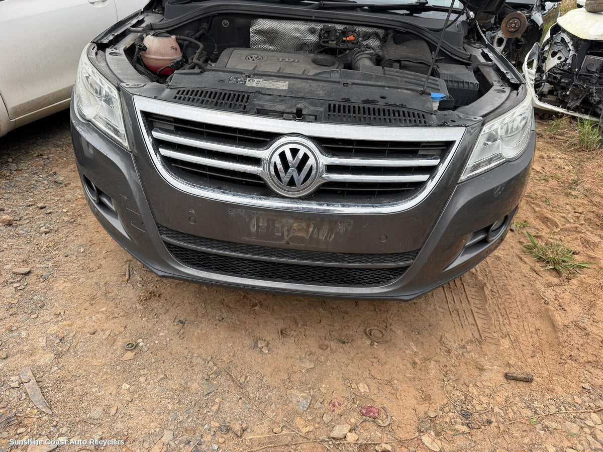2008-2011 Volkswagen Tiguan Front Bumper