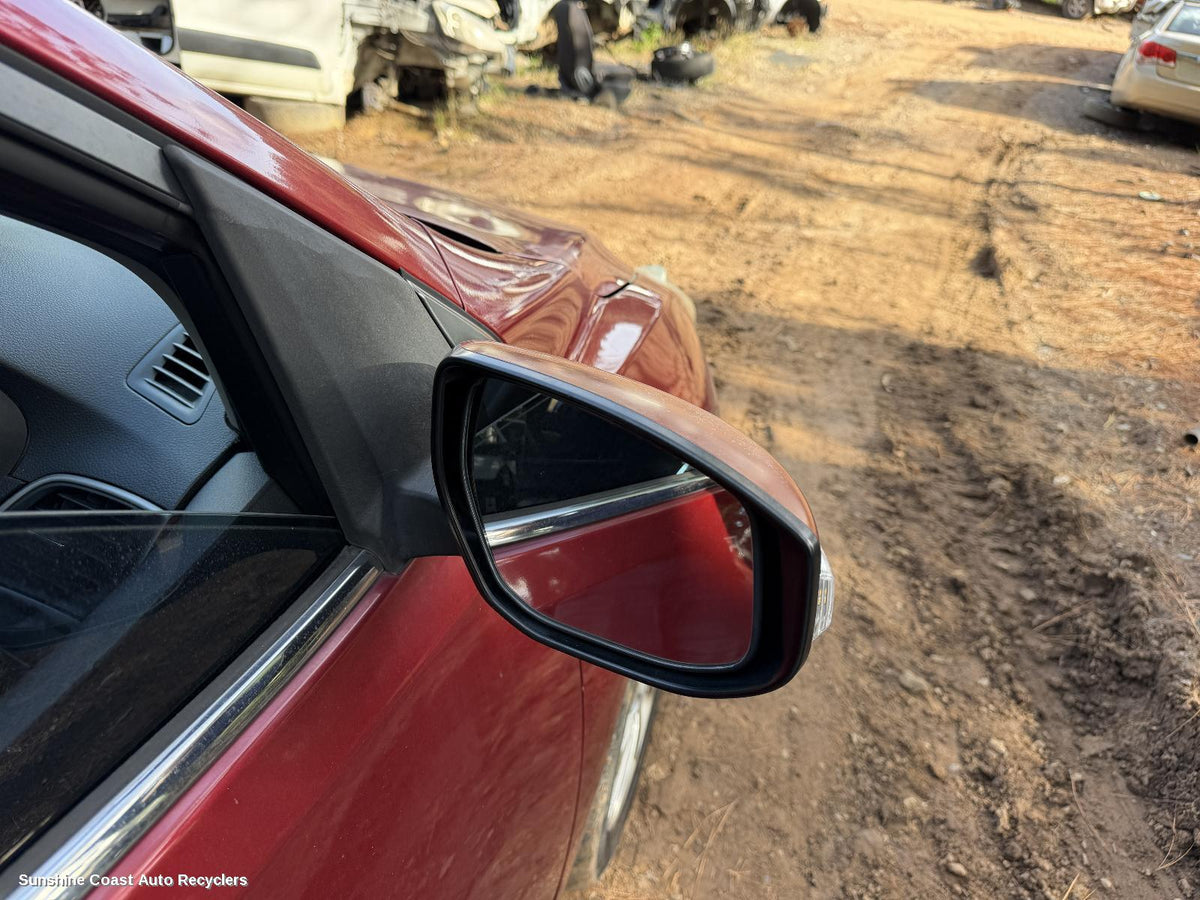 2013-2016 Nissan Pulsar Right Door Mirror