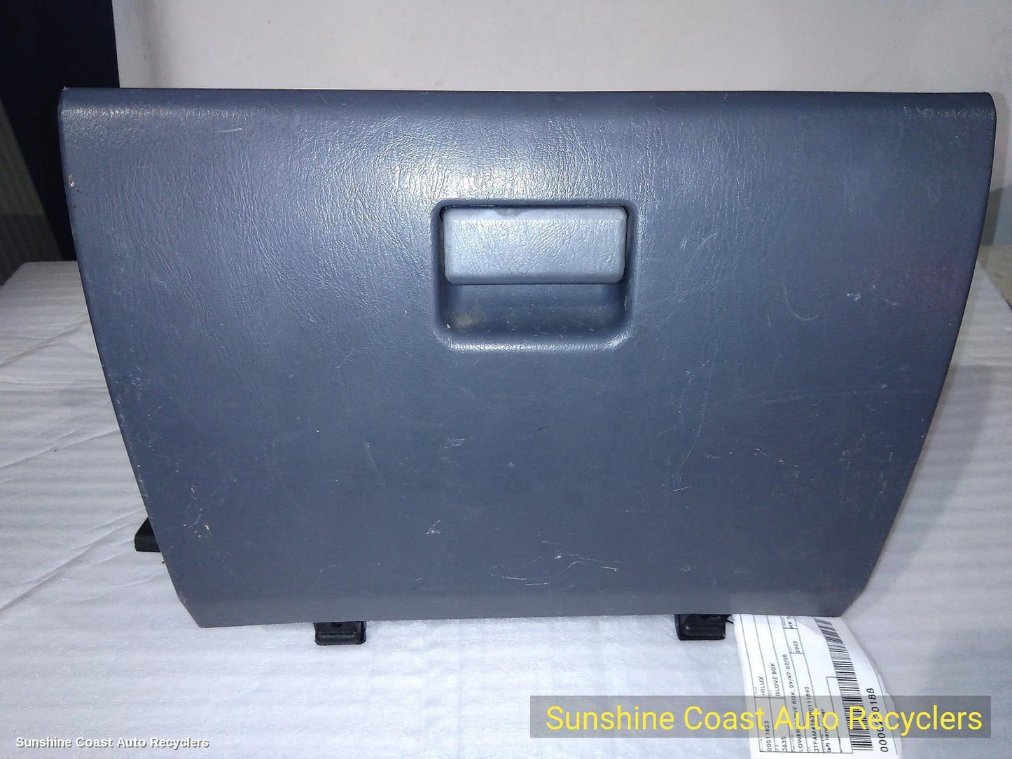 2002 Toyota Hilux Glove Box