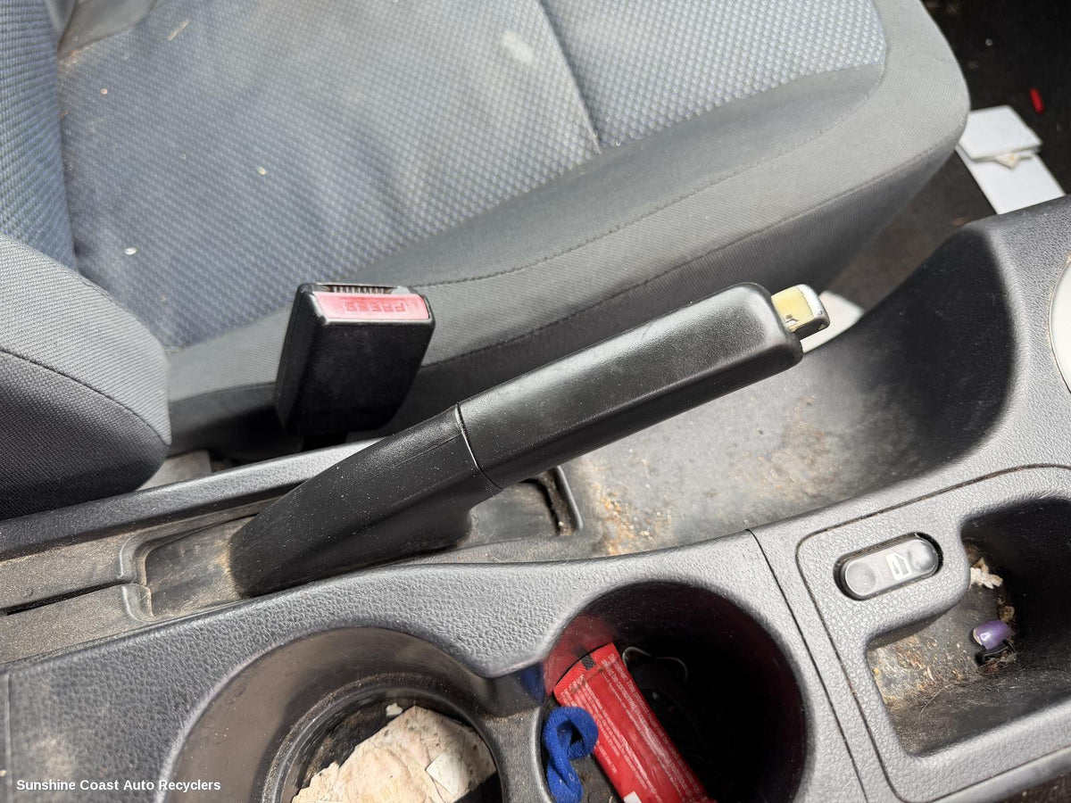 2007-2014 Nissan Dualis Handbrake Lever
