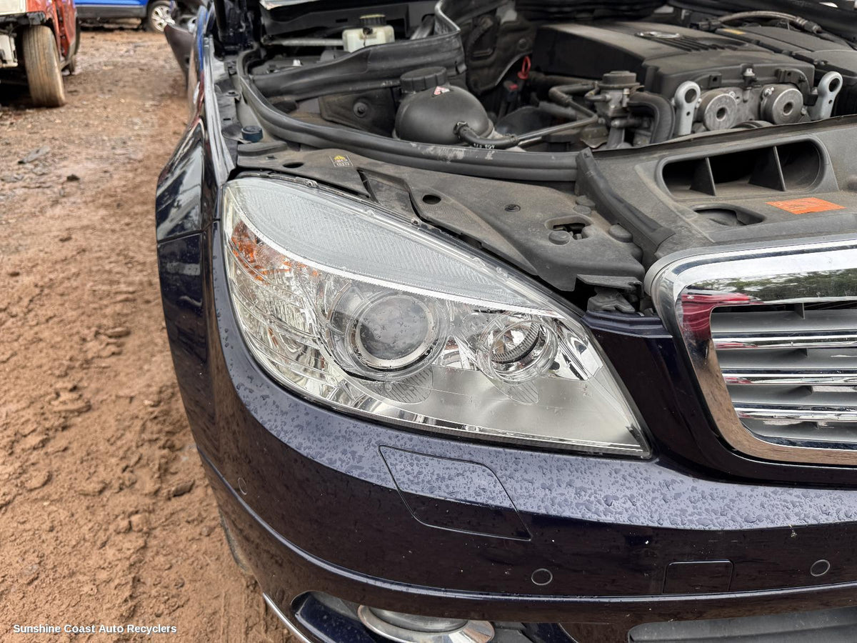 2007-2011 Mercedes C Class Right Headlamp