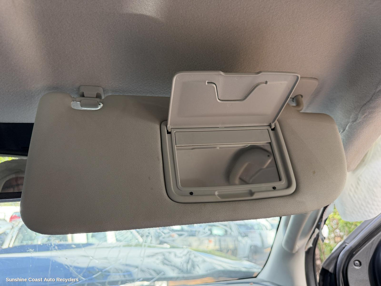2020-2026 Mazda Bt50 Sunvisor