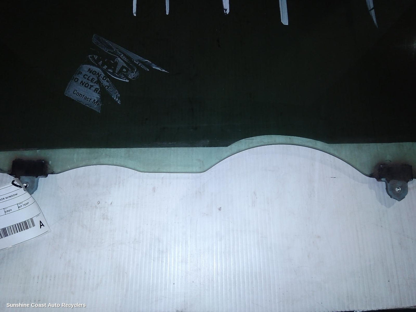 2009 Toyota Prado Left Front Door Window