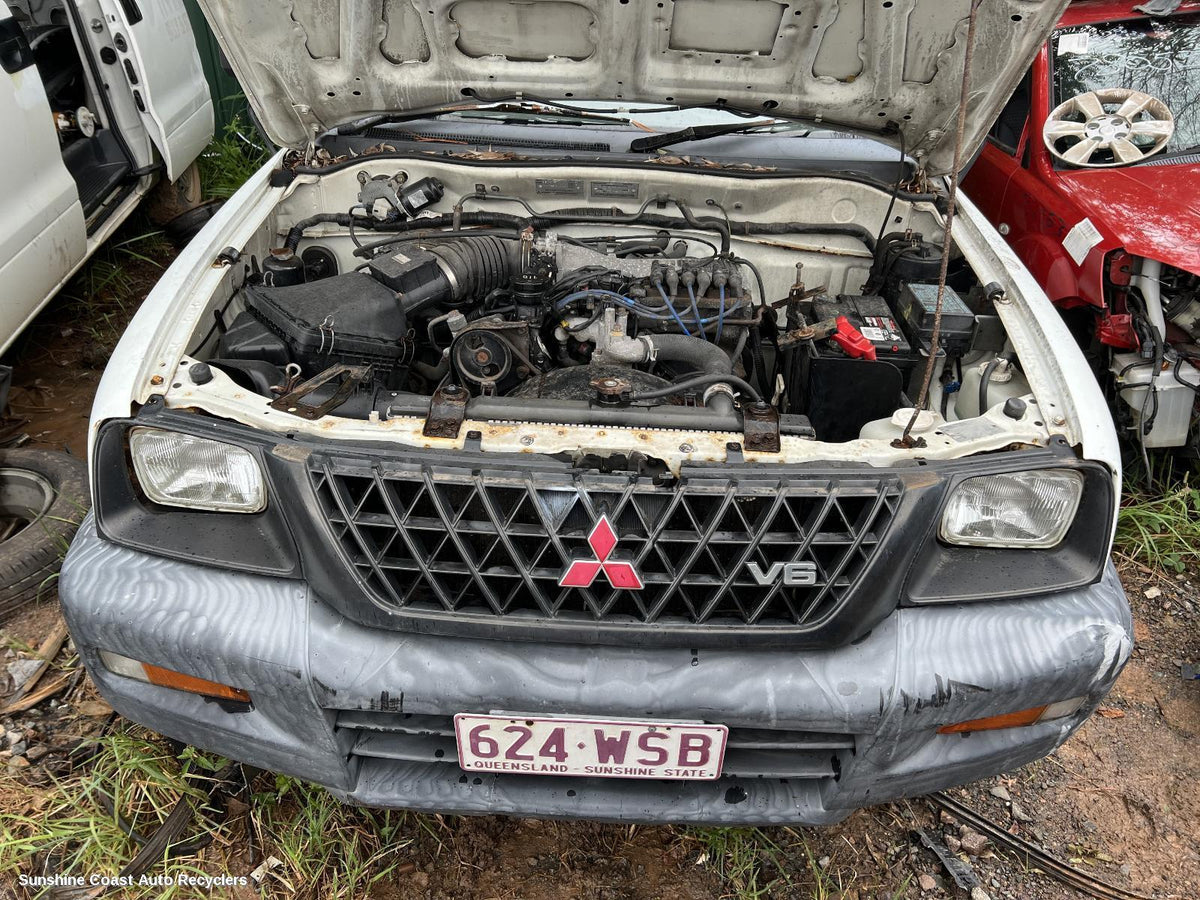 1996-2006 Mitsubishi Triton Owners Handbook