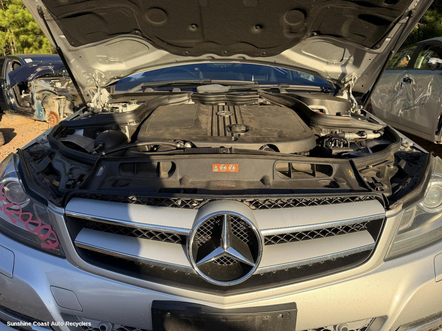 2011-2015 Mercedes C Class Grille