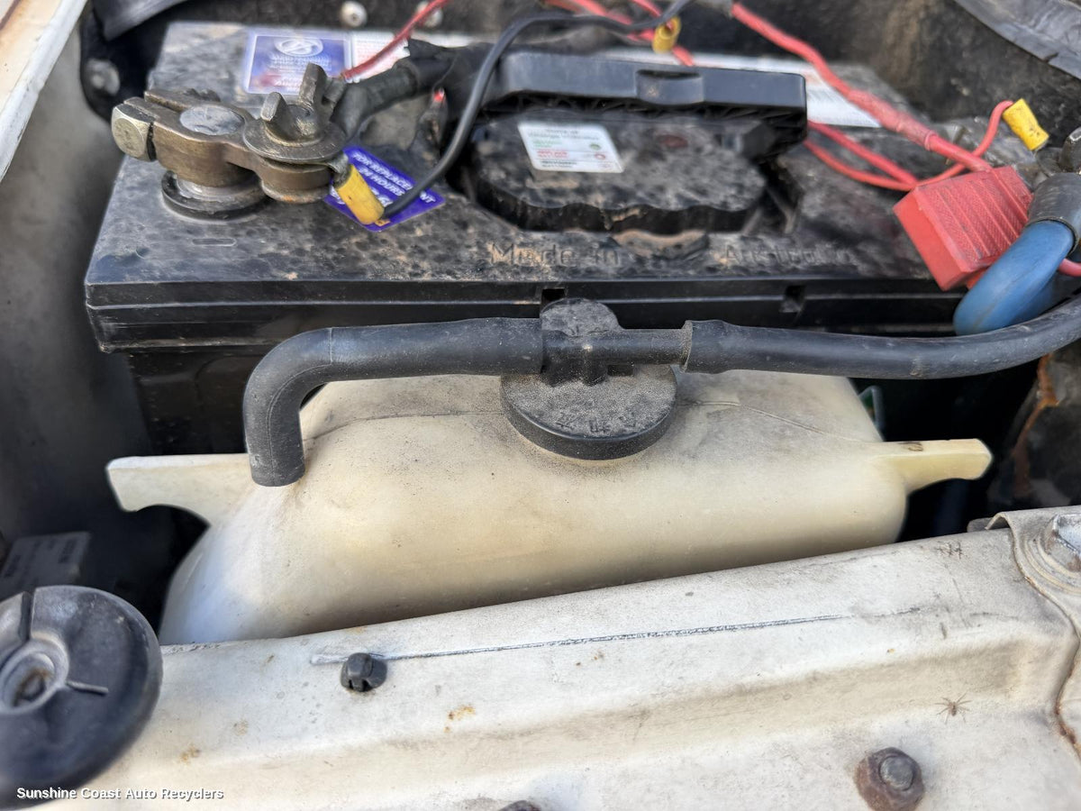 1990-1998 Toyota Landcruiser Overflow Bottle