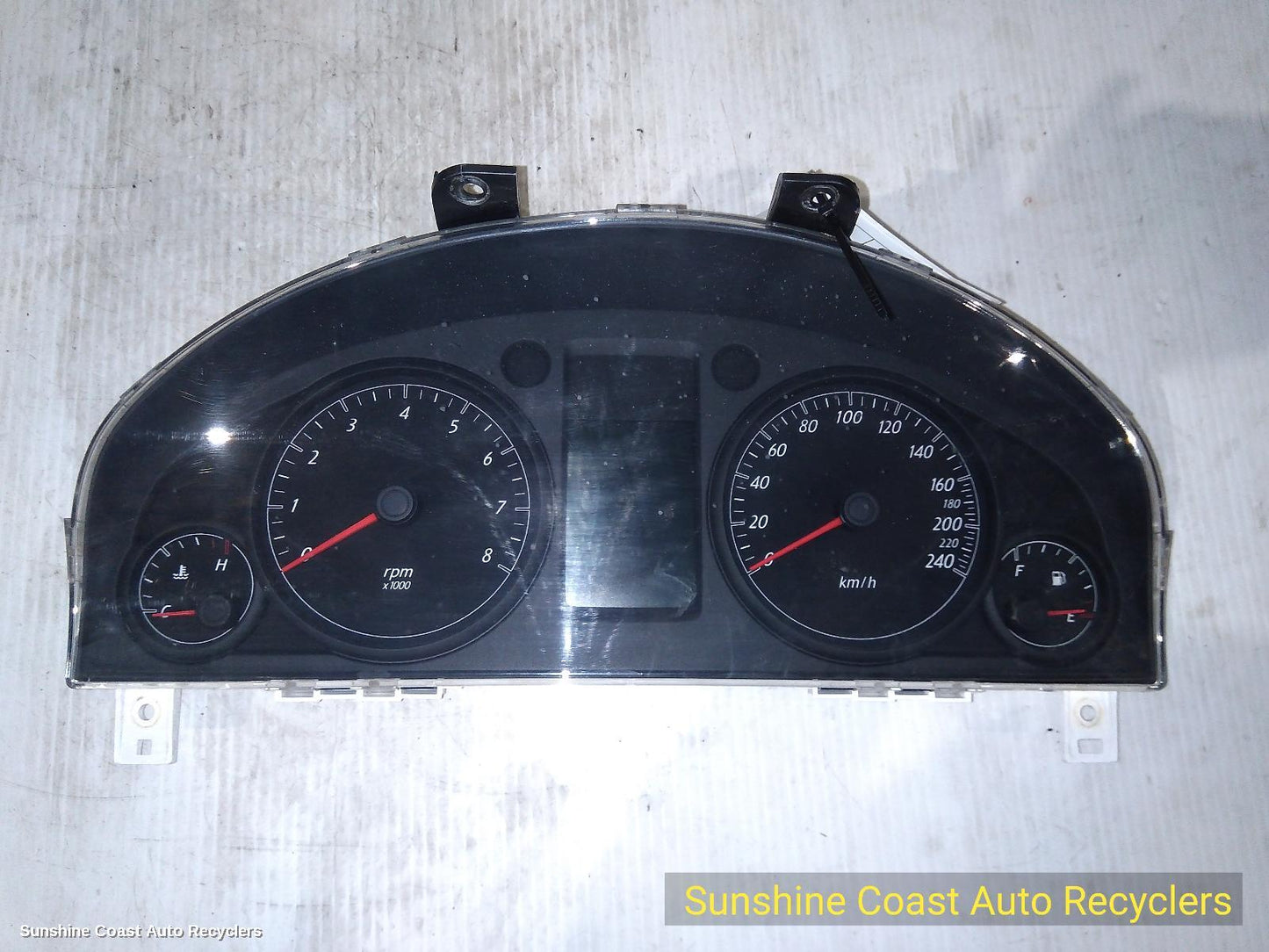 2008 Holden Commodore Instrument Cluster