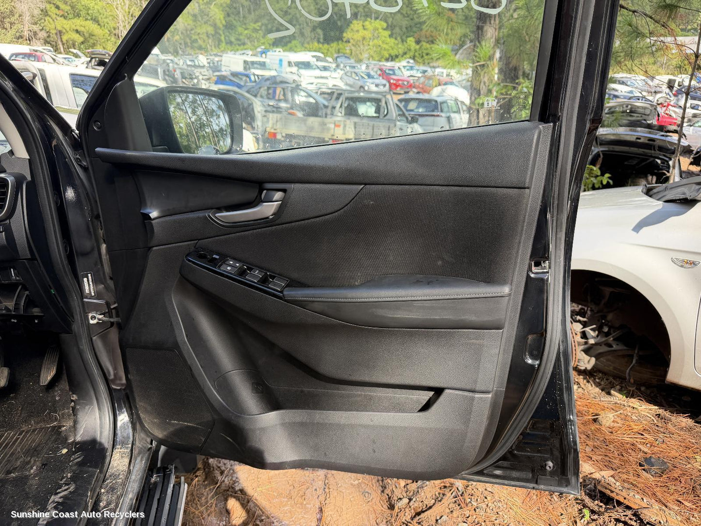 2020-2026 Mazda Bt50 Door Boot Gate Lock