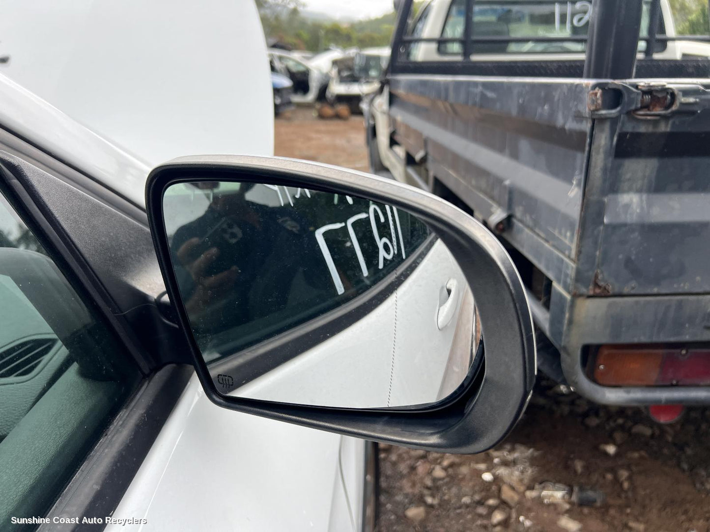 2014 Jeep Cherokee Right Door Mirror
