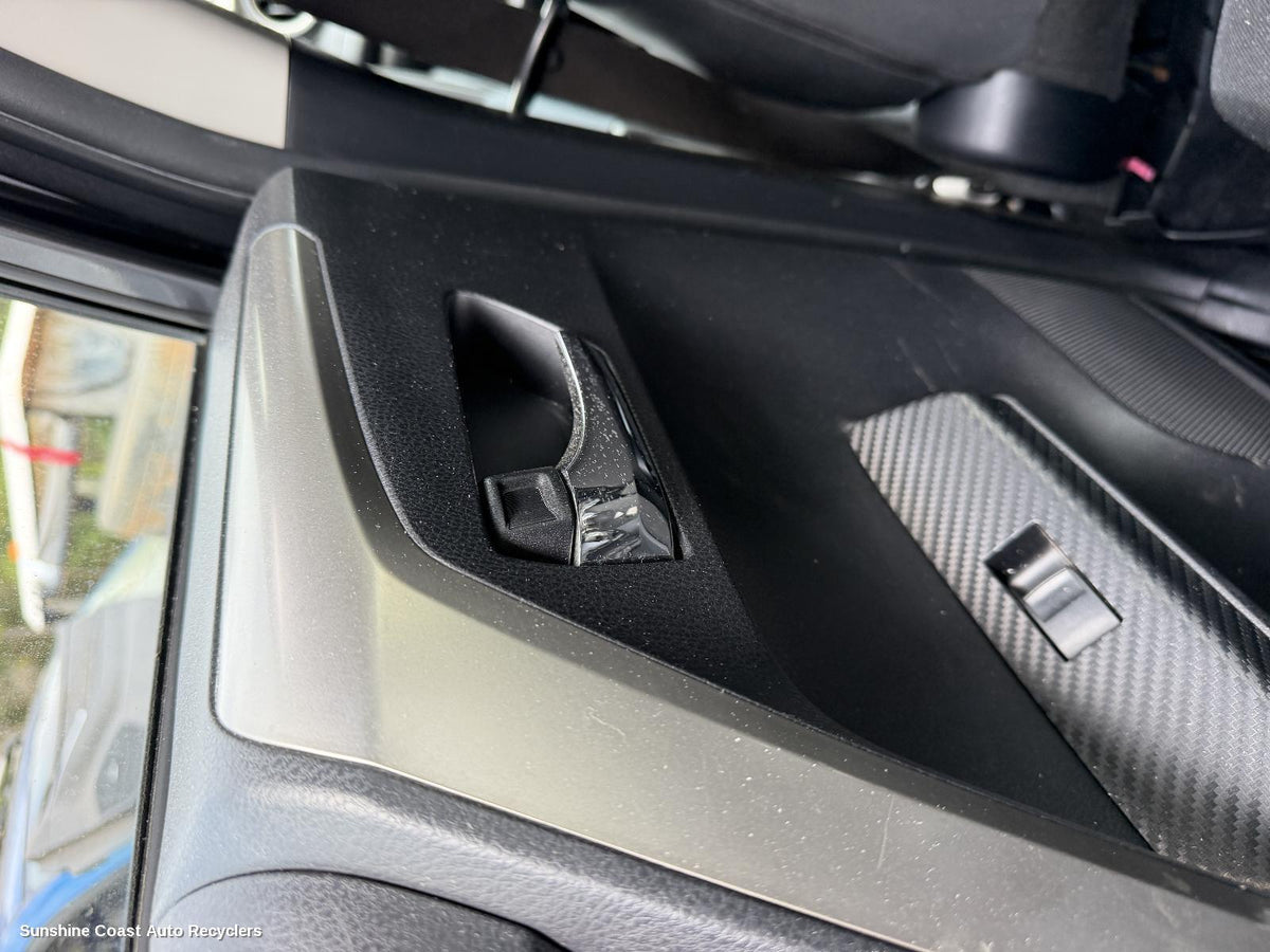 2012-2018 Toyota Rav4 Door Handle