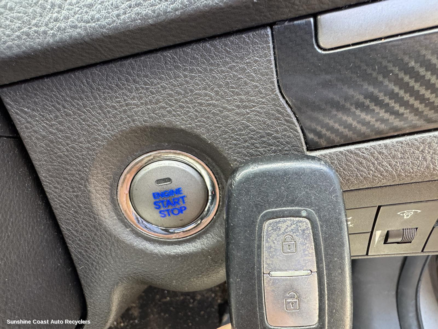 2009 Hyundai Santa Fe Ignition W  Key