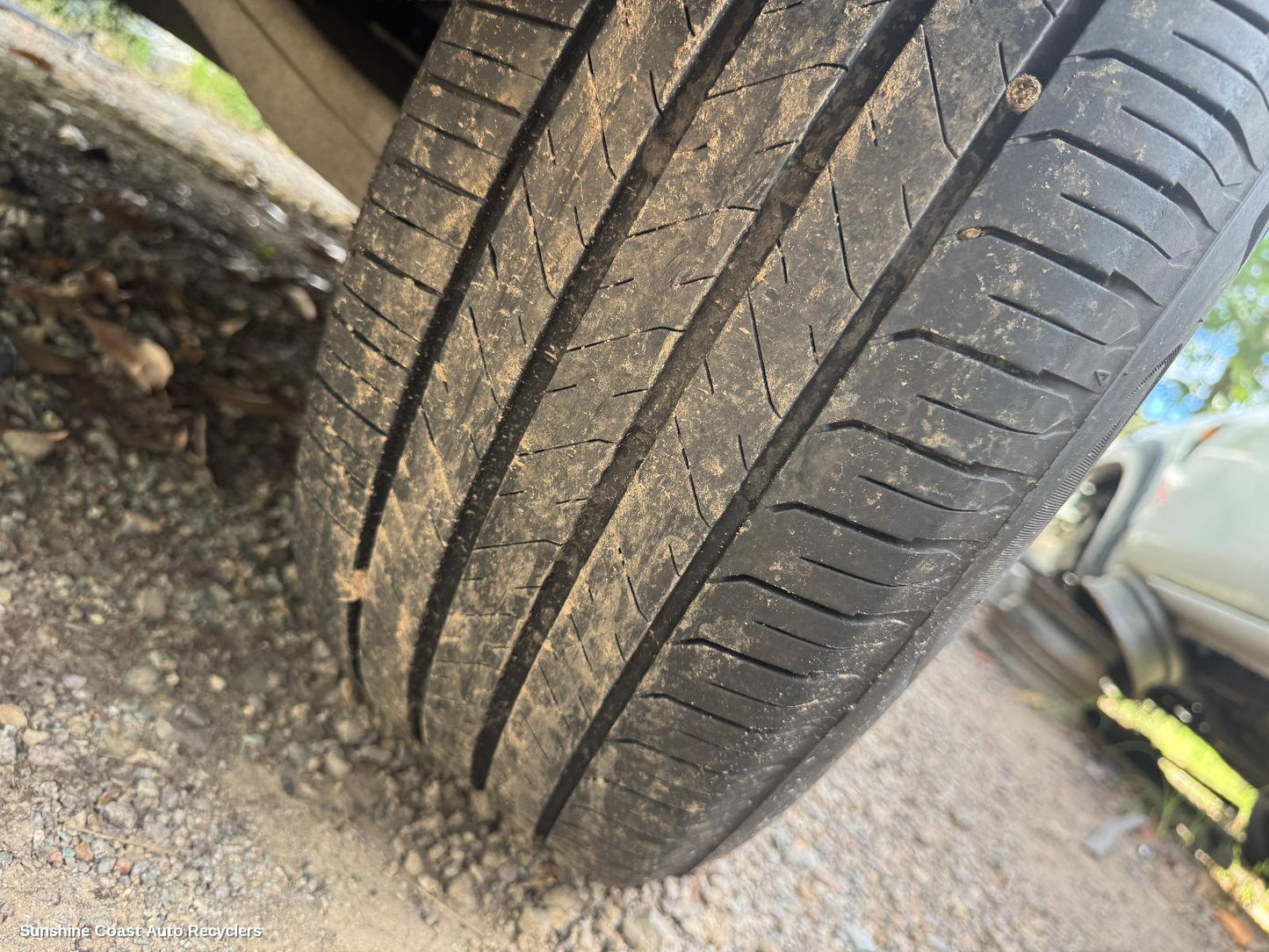2011 Audi Q5 Tyre