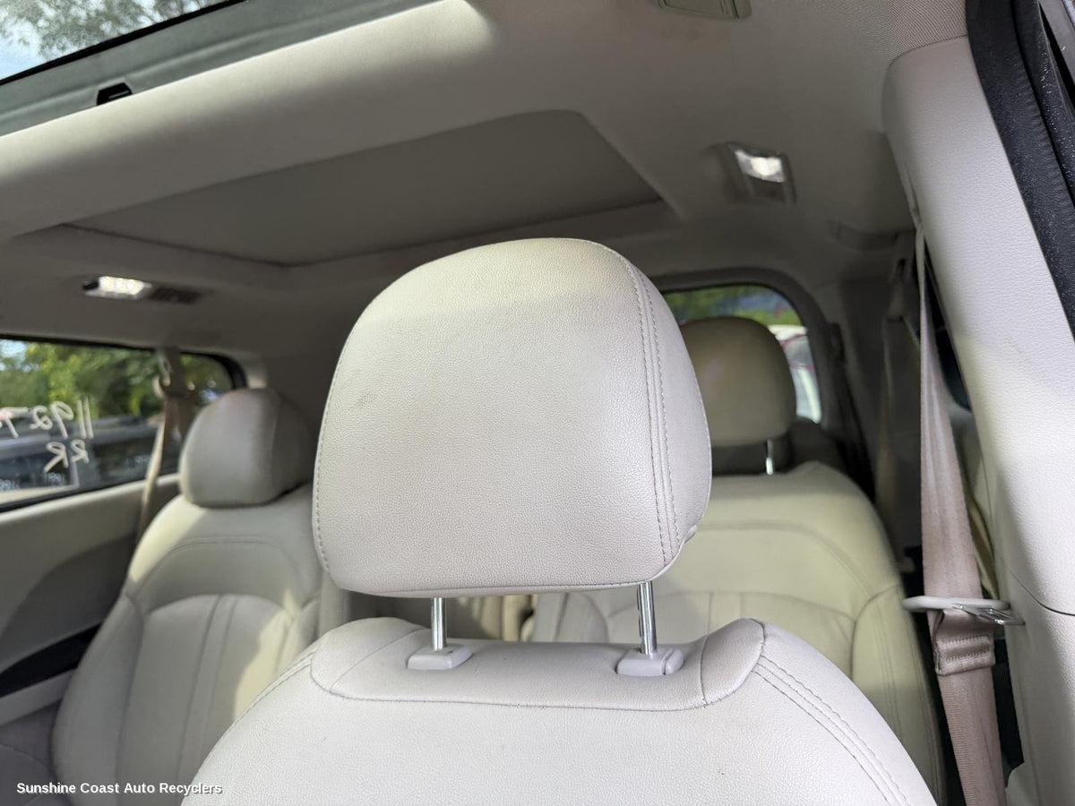 2015-2022 Ldv G10 Headrest