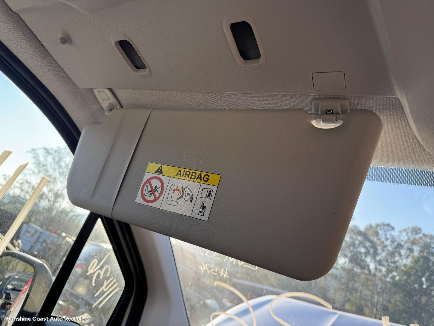 2019-2026 Peugeot Partner Sunvisor