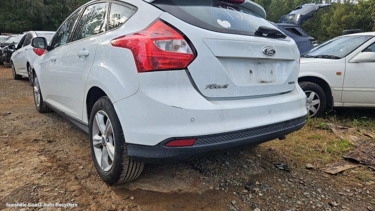2012-2015 Ford Focus Rear Bumper