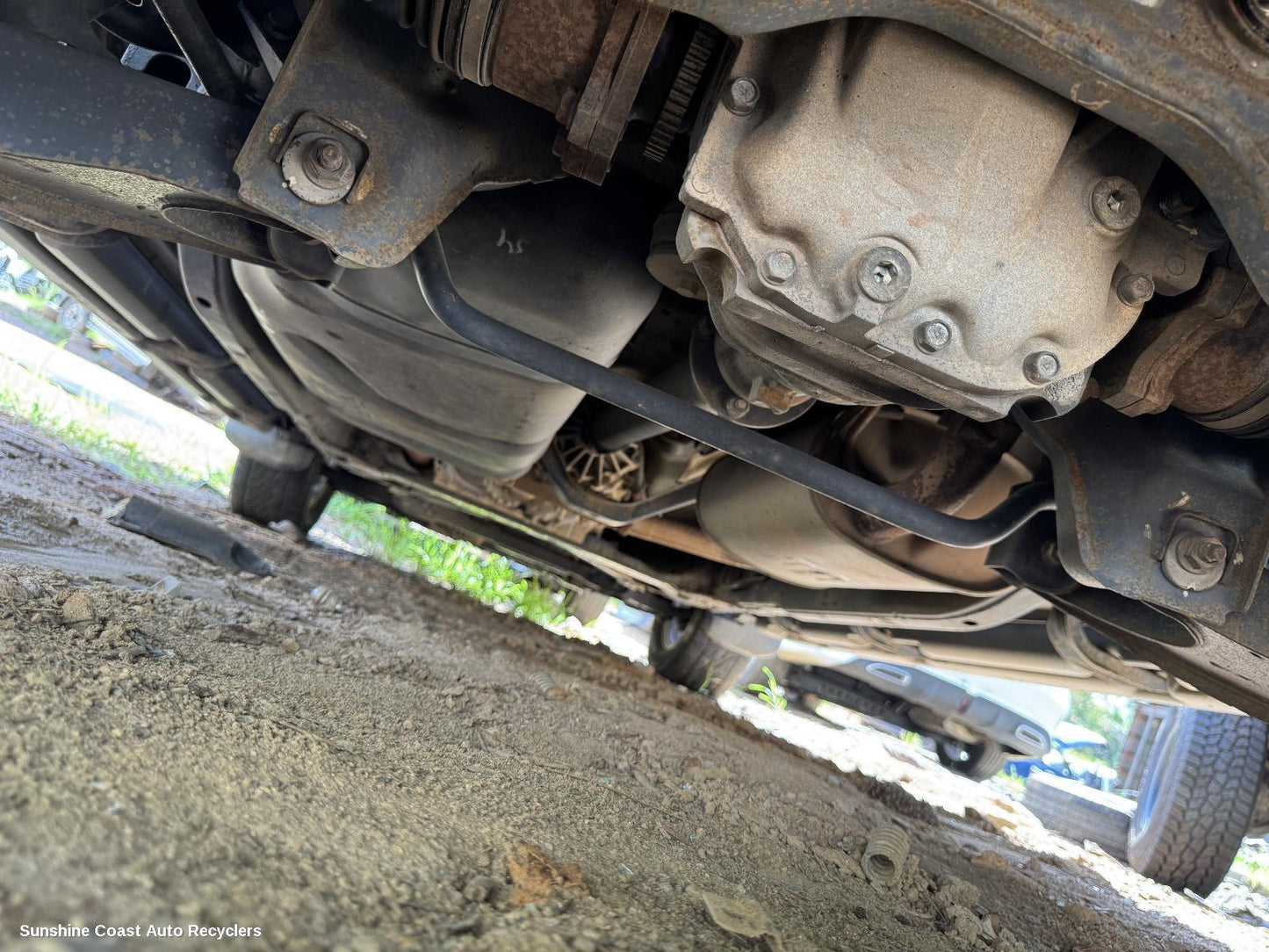 2005-2013 Nissan Pathfinder Differential Centre