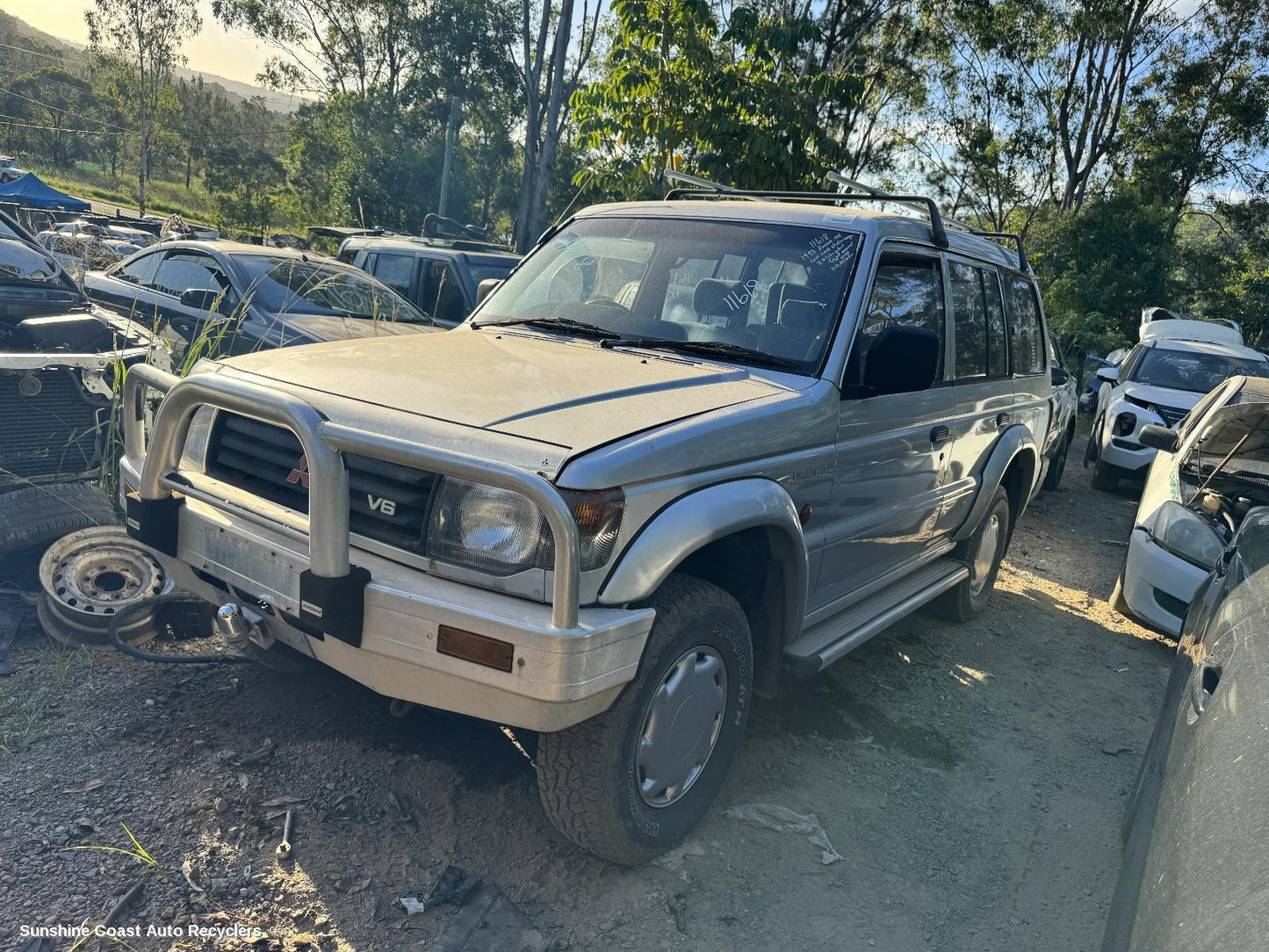 1993 Mitsubishi Pajero Rear Tailgate Glass