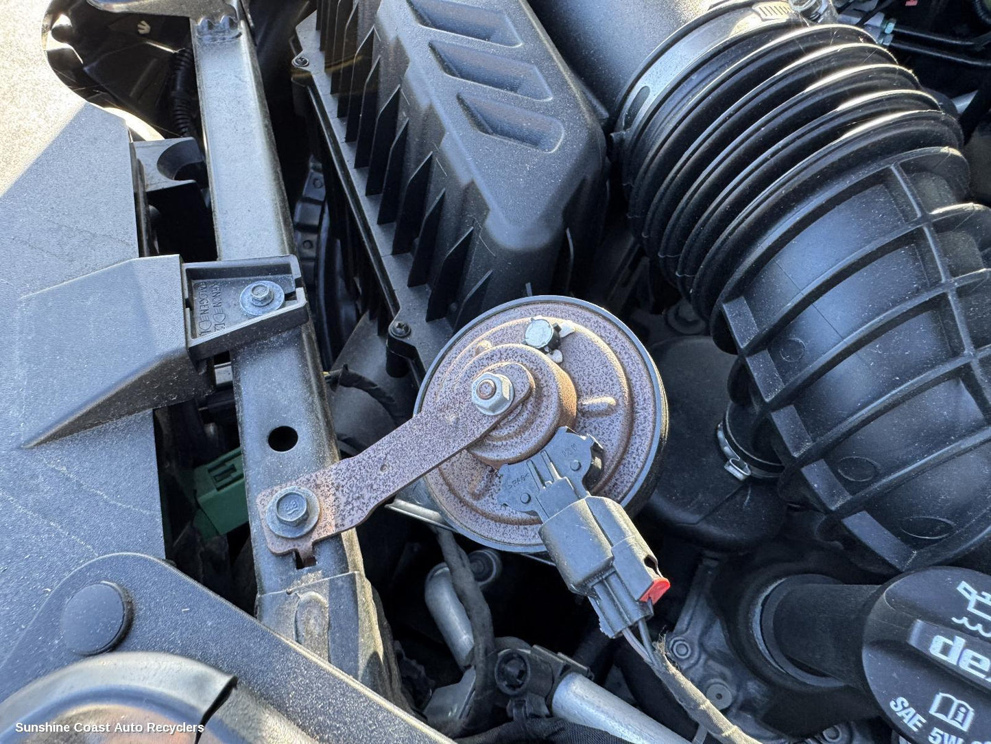 2019 Holden Acadia Horn