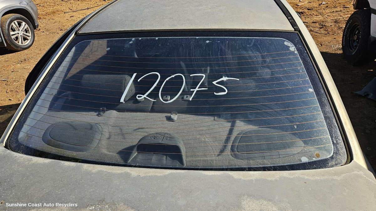 2000-2003 Hyundai Elantra Rear Tailgate Glass