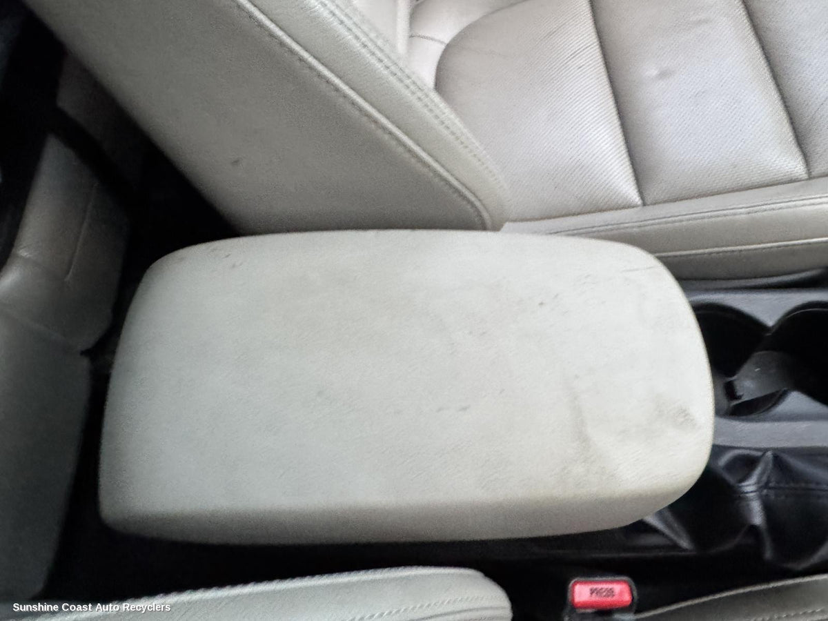 2012-2014 Mazda Cx5 Console