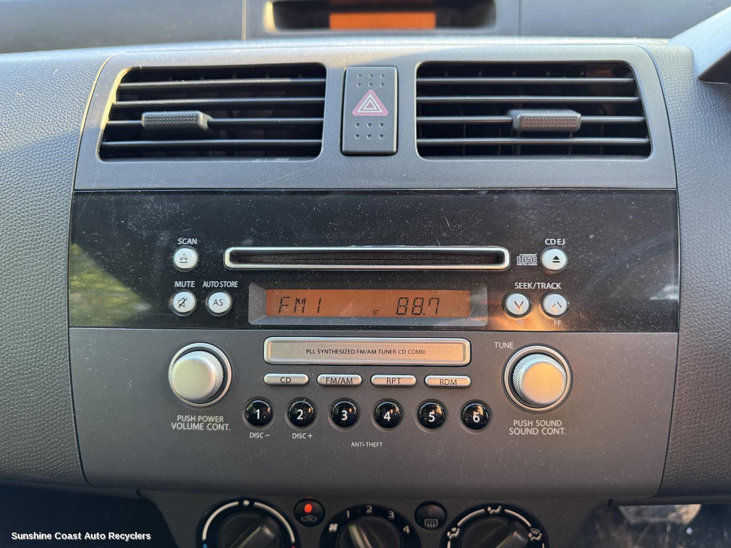 2005 Suzuki Swift Radio Cd Dvd Sat Tv
