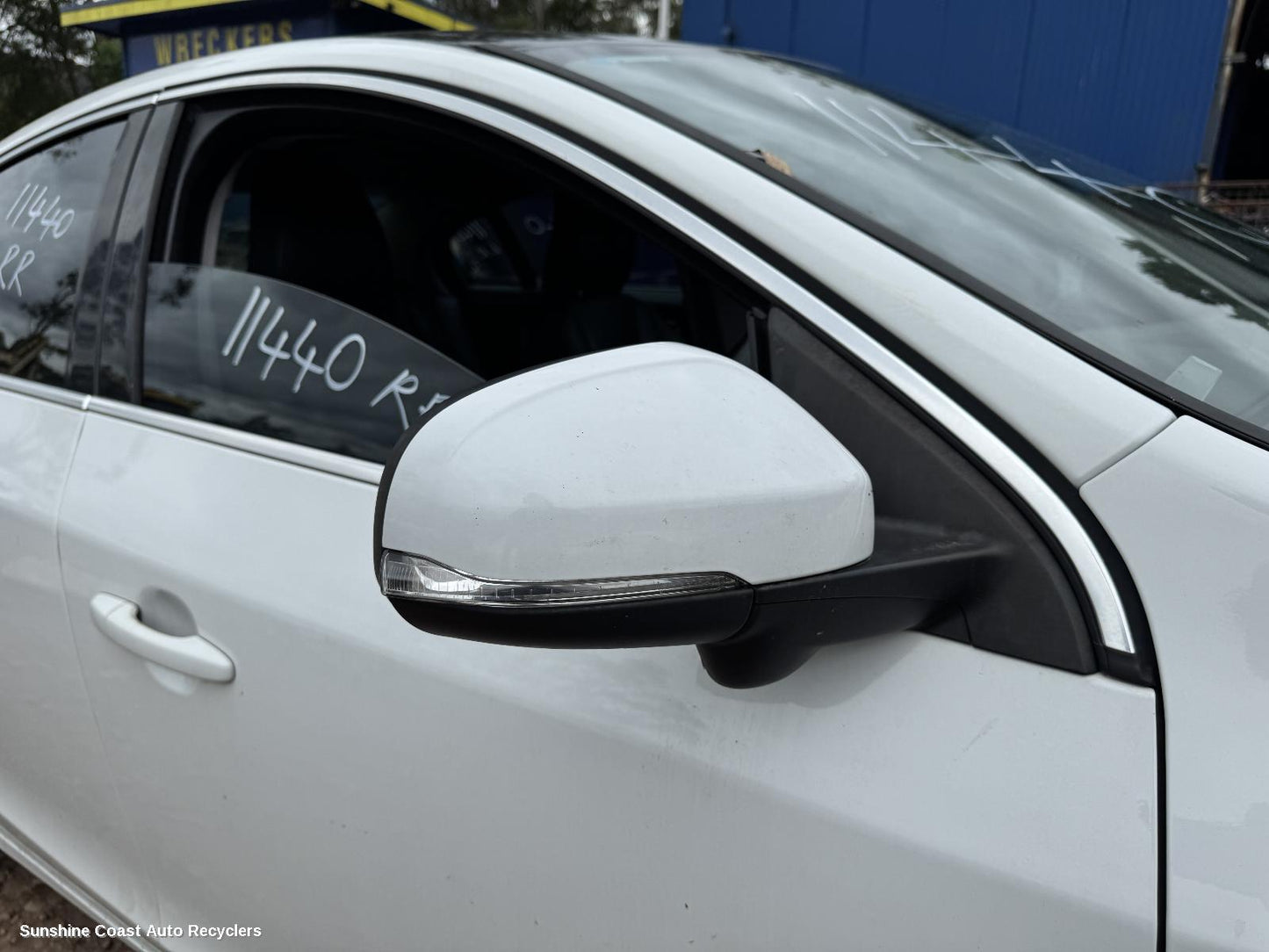 2012 Volvo S60/v60 Right Door Mirror