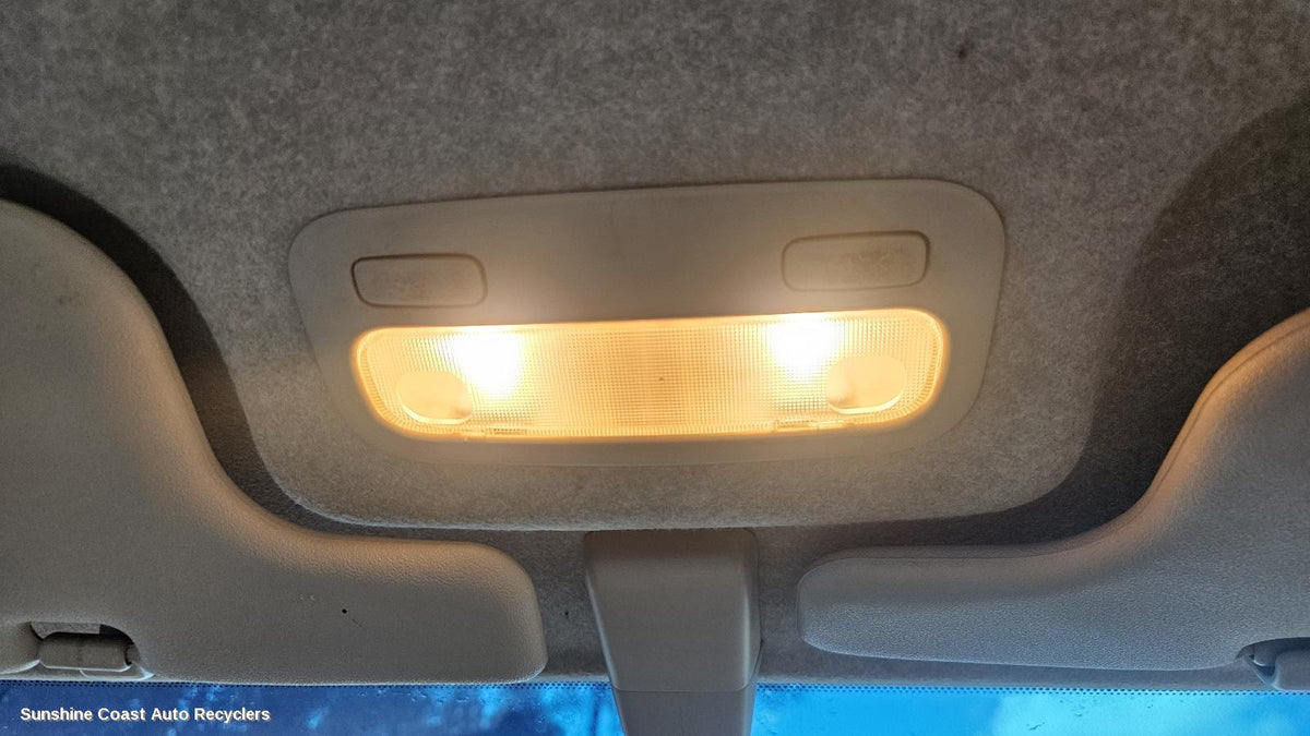 2001-2007 Toyota Corolla Courtesy Light