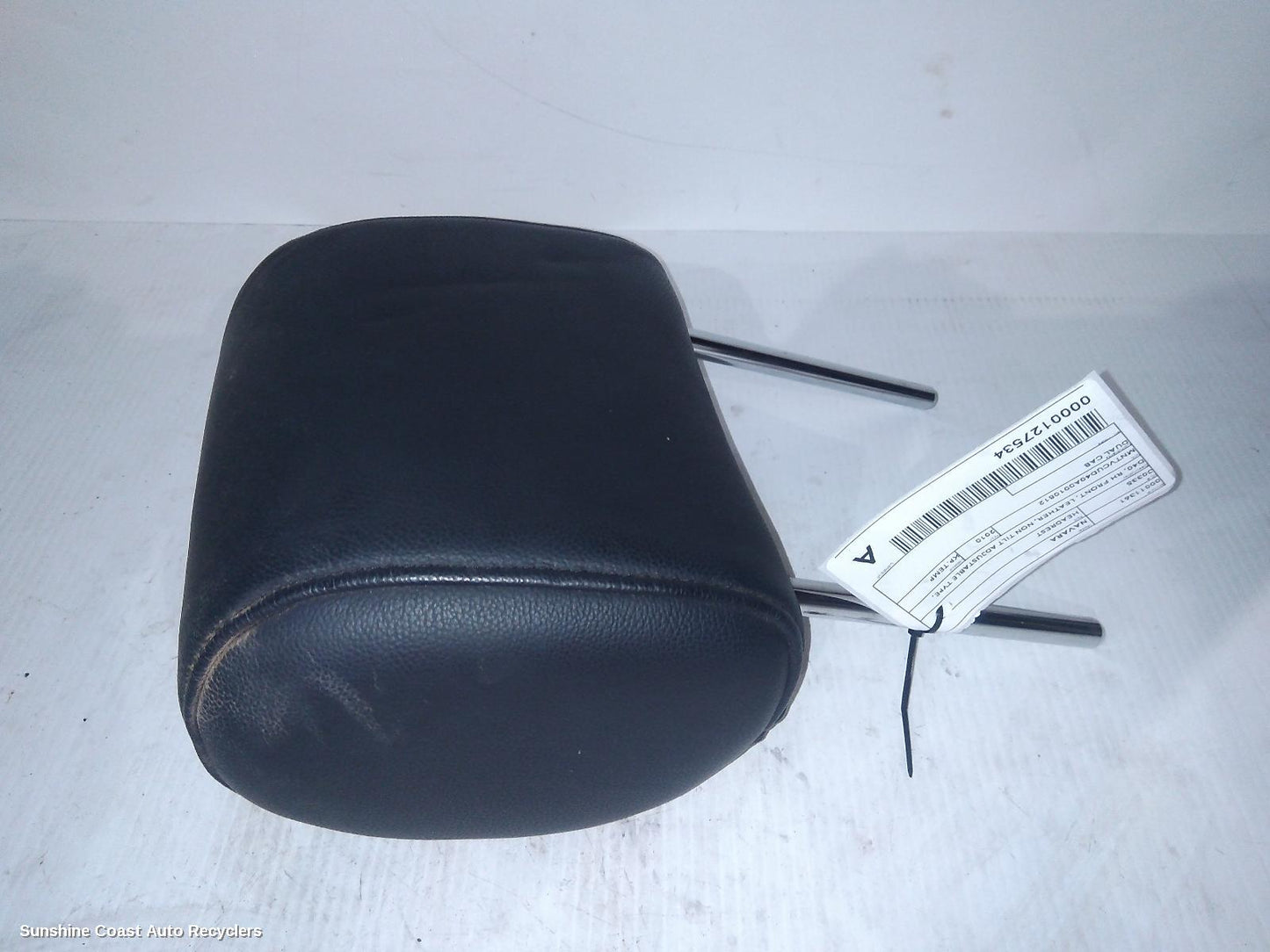 2010 Nissan Navara Headrest
