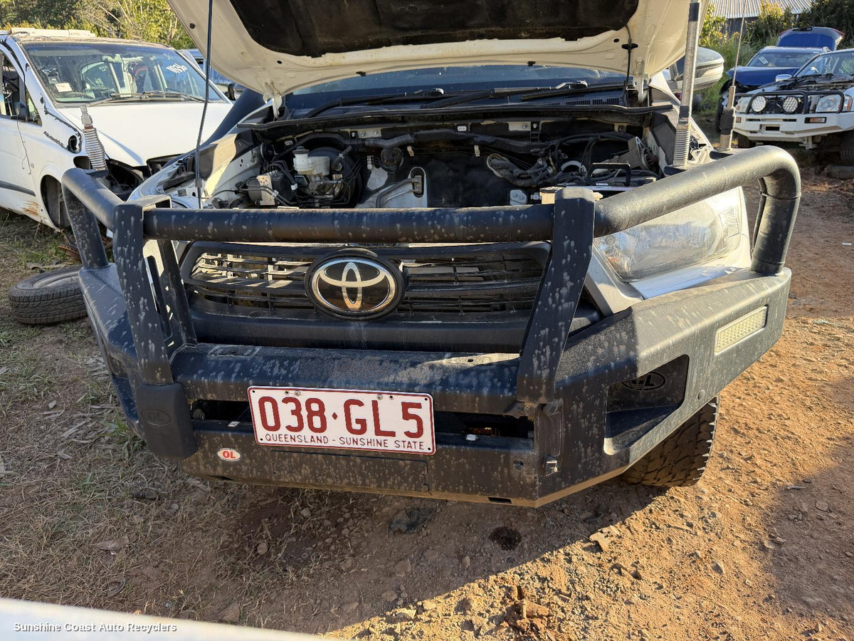 2020-2023 Toyota Hilux Grille