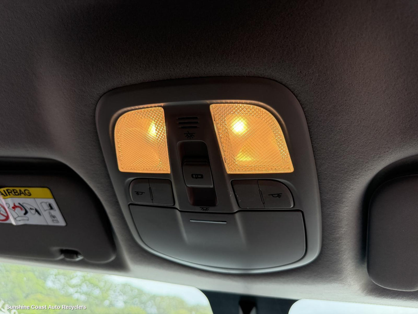 2015-2025 Ldv G10 Courtesy Light