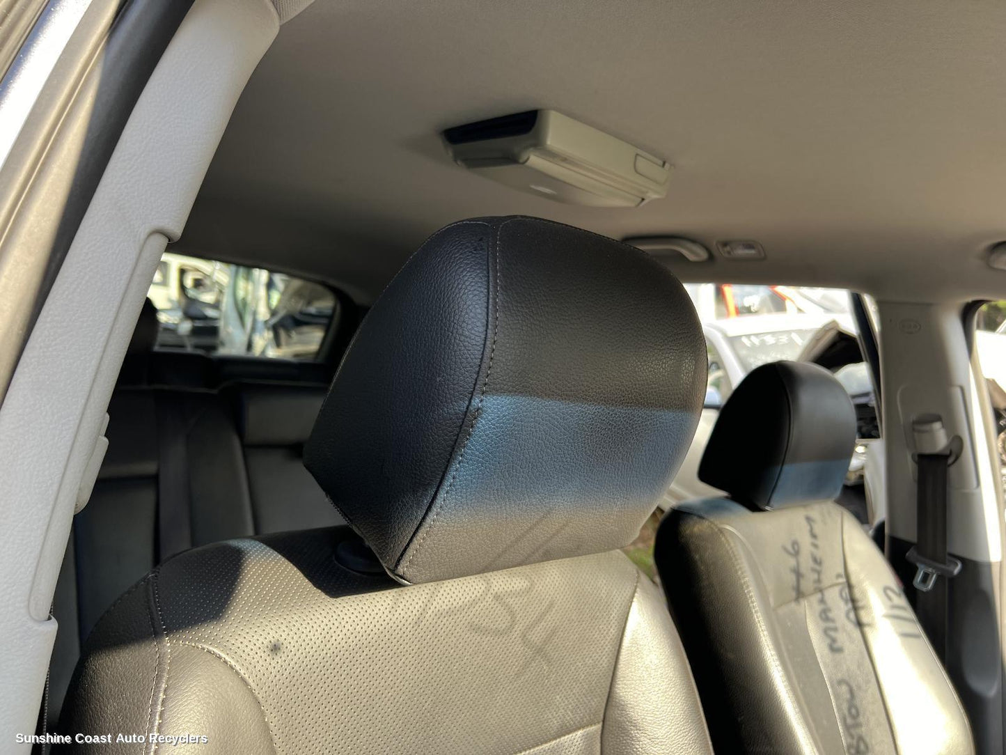 2012 Hyundai Santa Fe Headrest