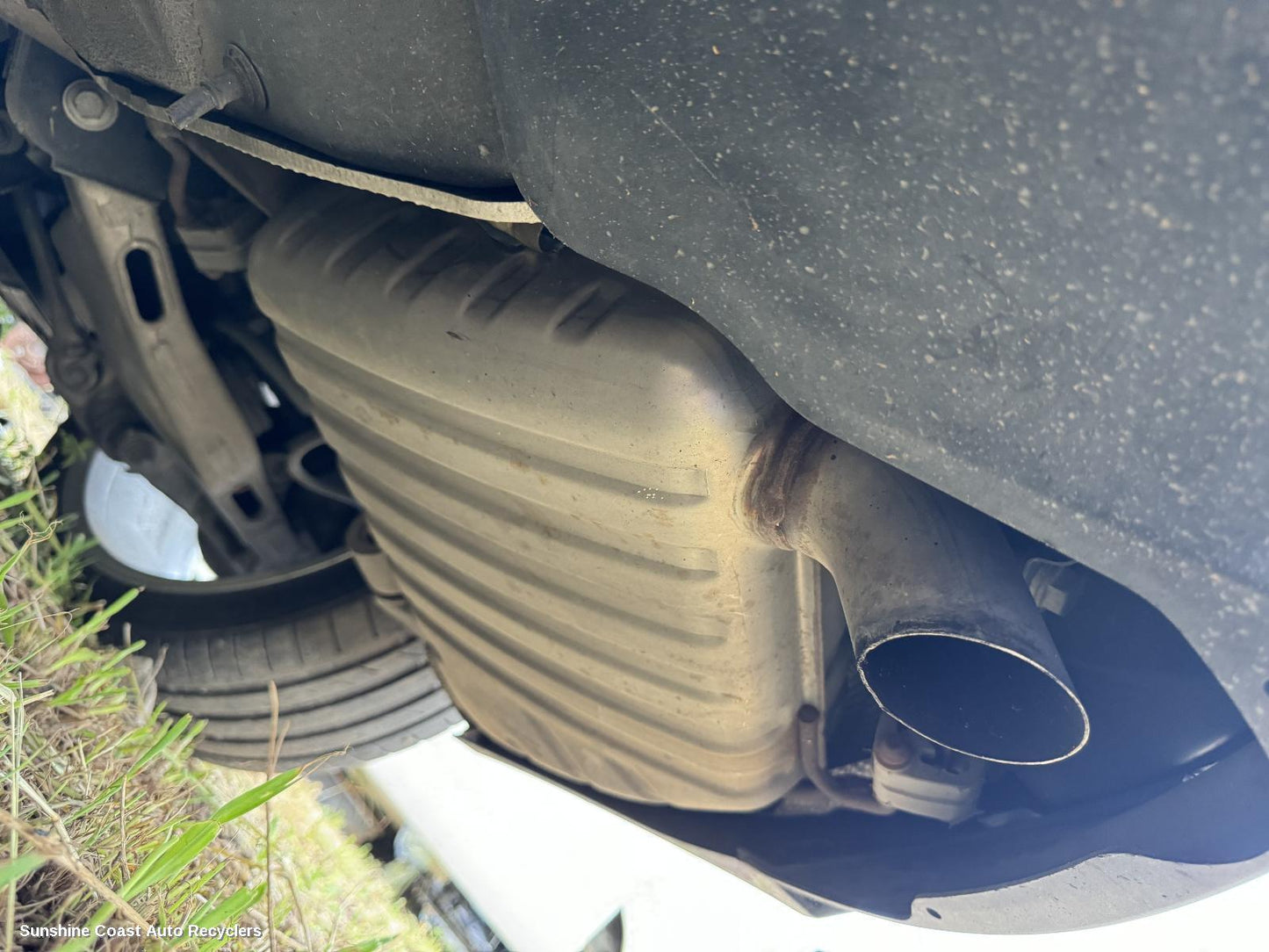 2015 Jaguar Xe Silencer