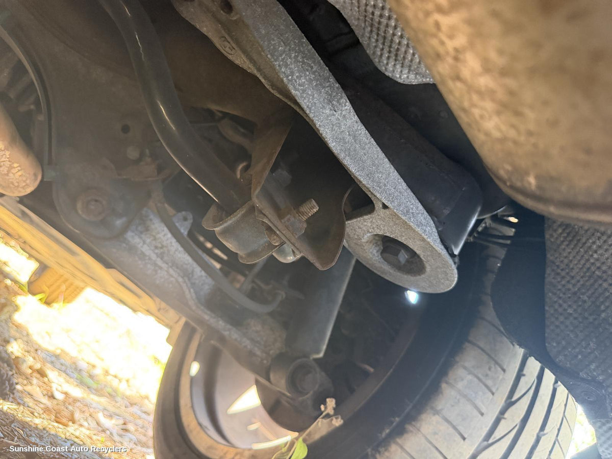 2010-2013 Bmw X5 Right Rear Trailing Arm