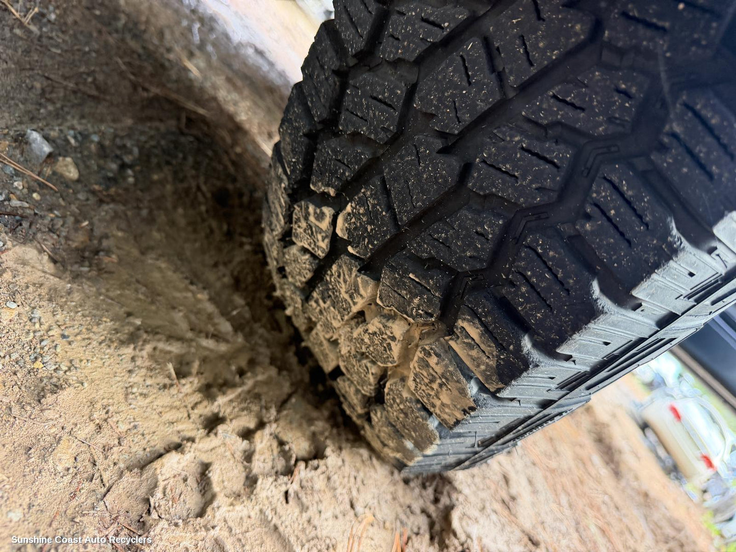 2001-2015 Nissan Navara Tyre