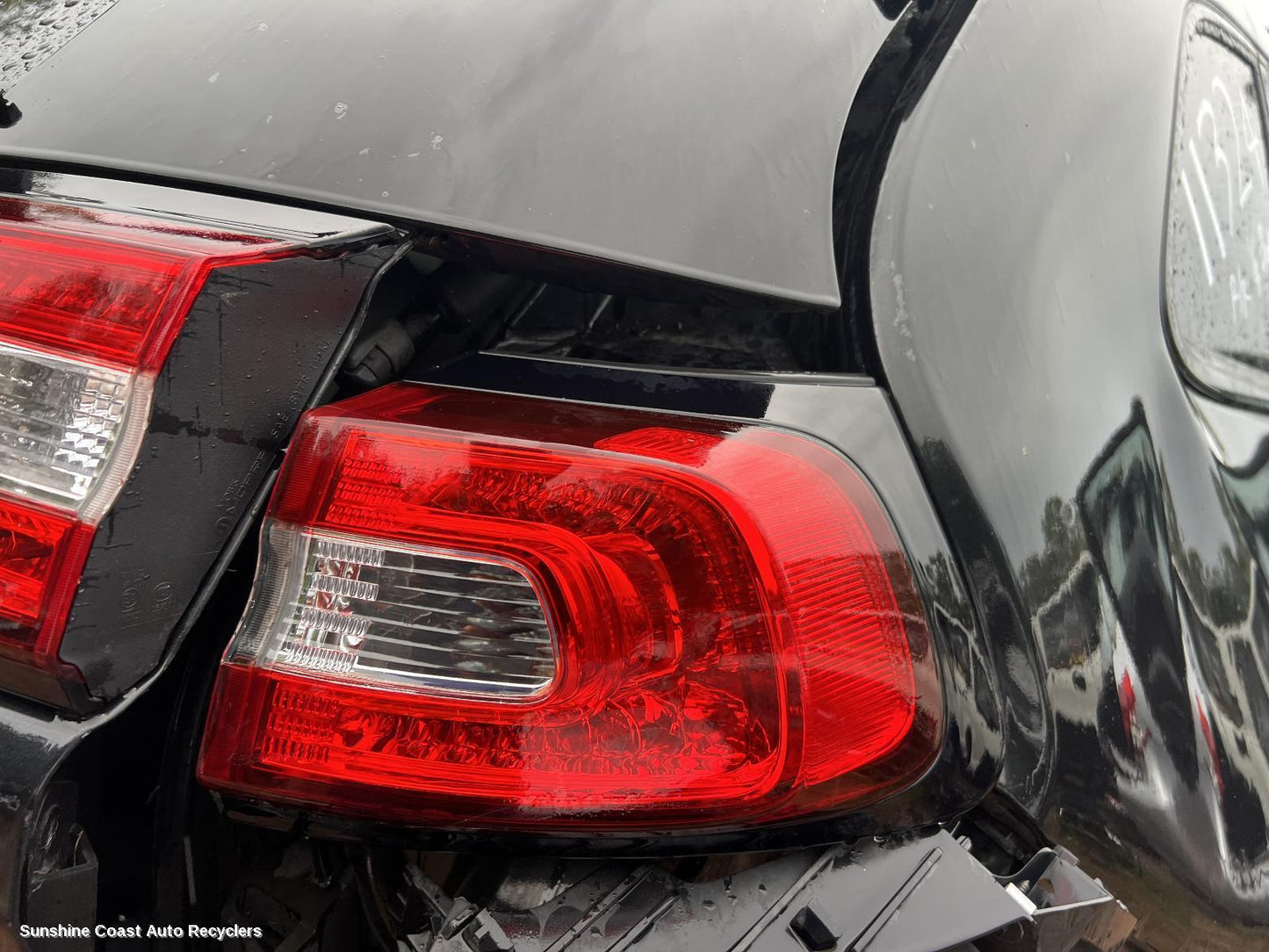 2016 Jeep Cherokee Right Taillight
