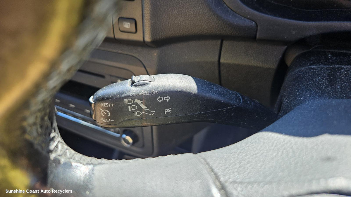 2011-2015 Skoda Fabia Combination Switch