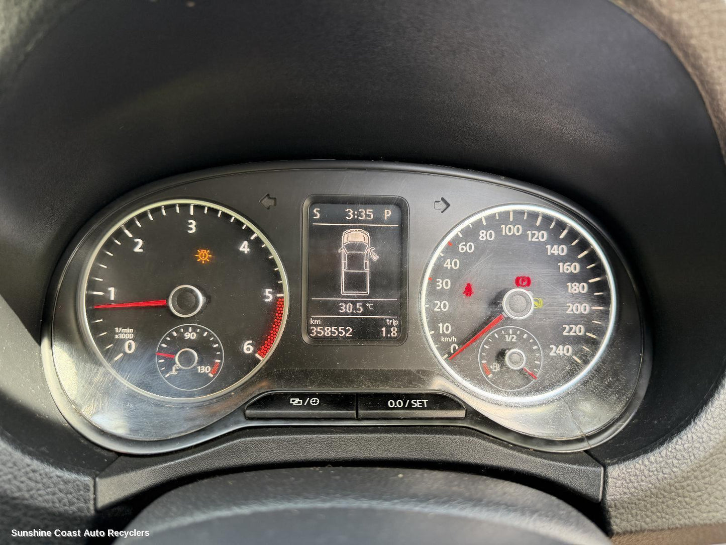 2010-2014 Volkswagen Amarok Instrument Cluster