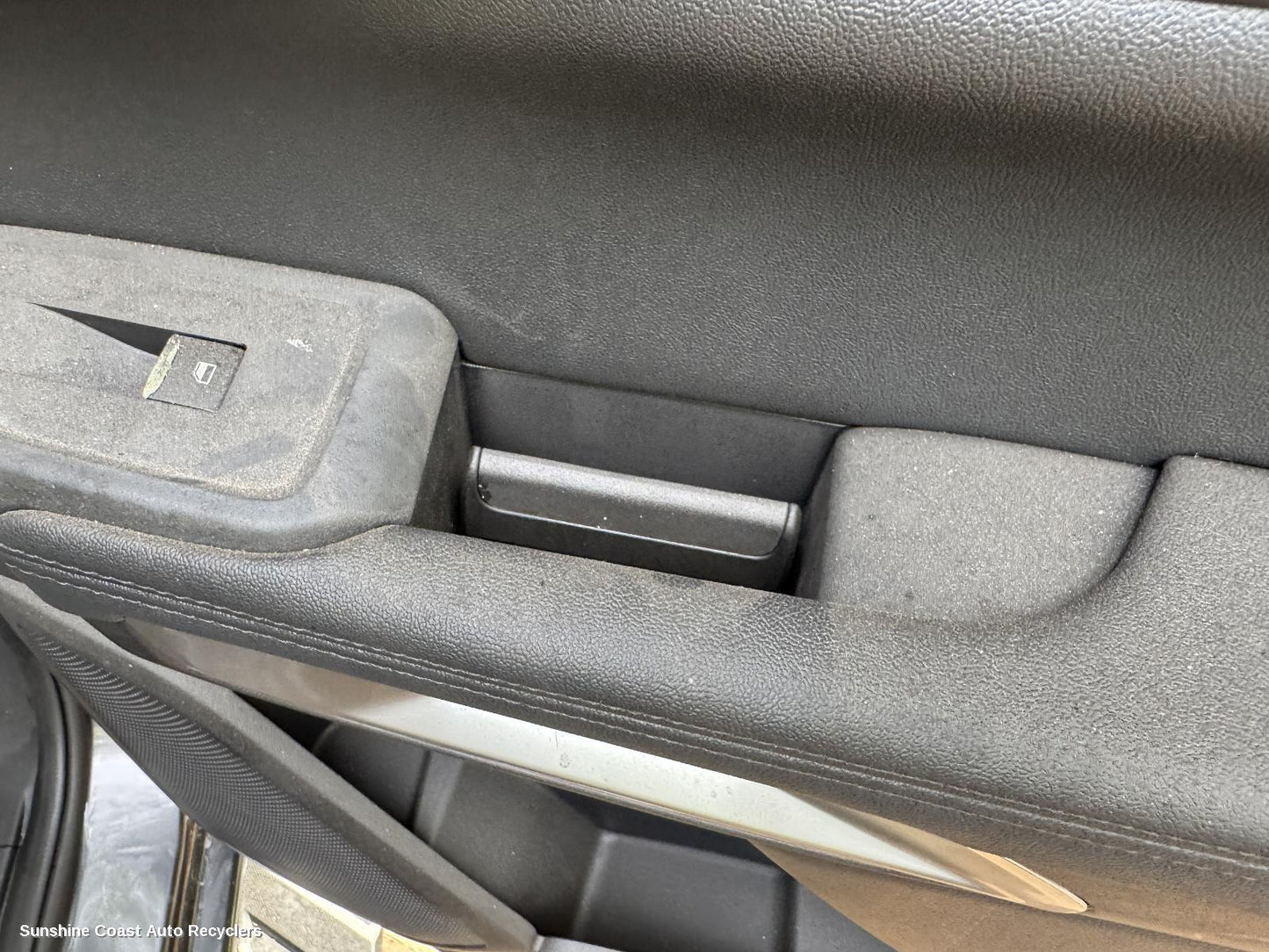 2022-2026 Ford Everest Door Handle