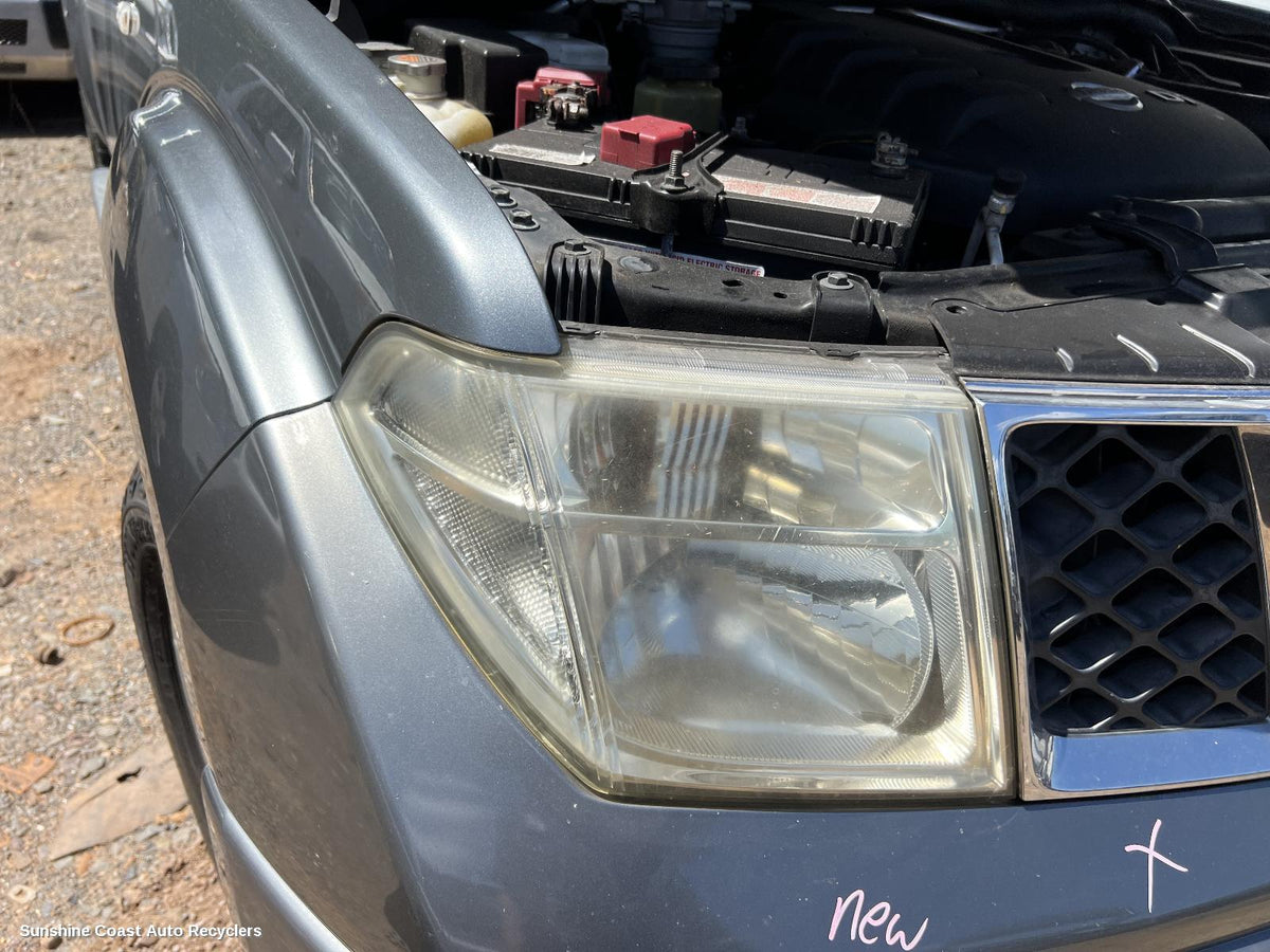 2005-2015 Nissan Navara Right Headlamp