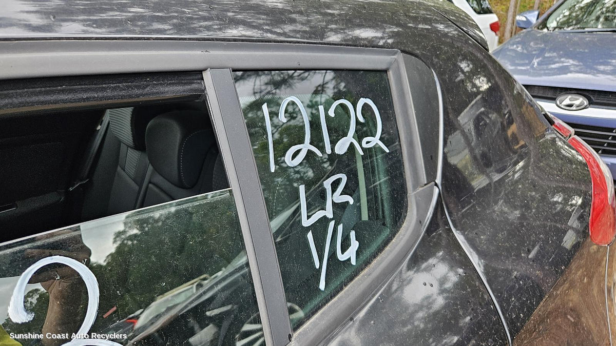 2010-2016 Renault Megane Left Rear 1 4 Door Glass