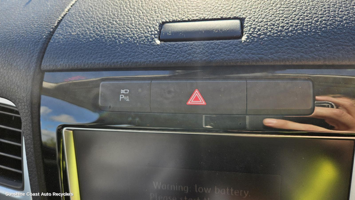 2010-2018 Volkswagen Touareg Misc Switch Relay