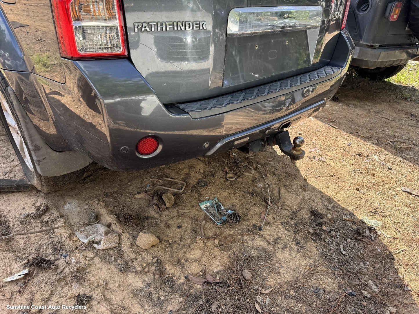 2012 Nissan Pathfinder Towbar