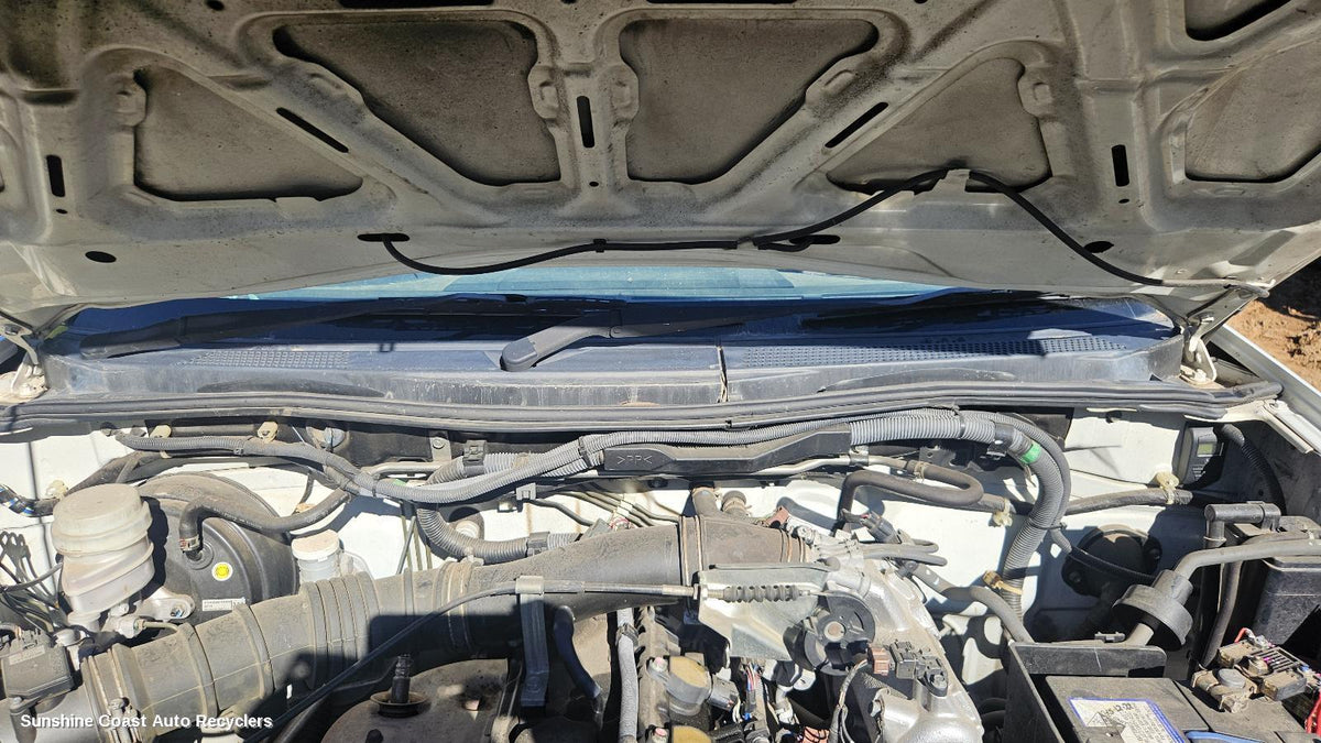 2006-2015 Mitsubishi Triton Bonnet Hinge Strut